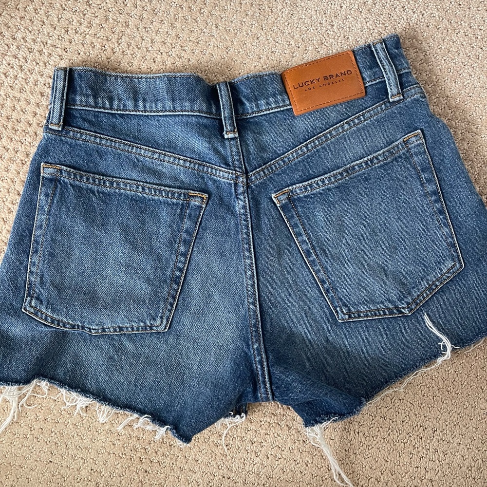 Lucky Brand- size 2/26 Relaxed Denim Shorts- Raw Hem